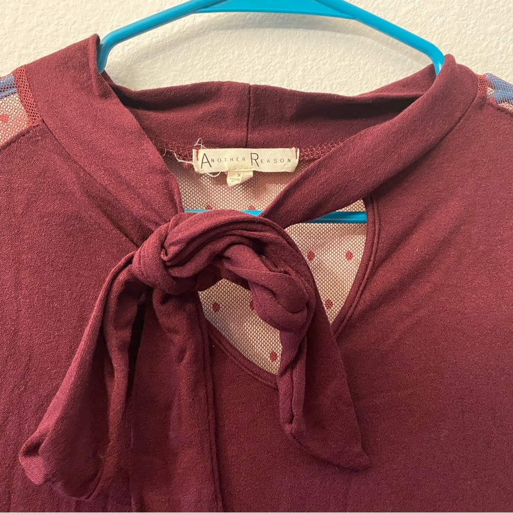 Another Reason Neck tie with mesh detail blouse. Size XL. - Picture 3 of 7